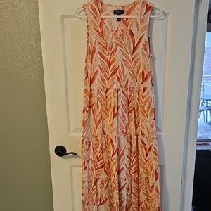 D&Co Beach Leaf Patterned Maxi Dress in Orange and Cream